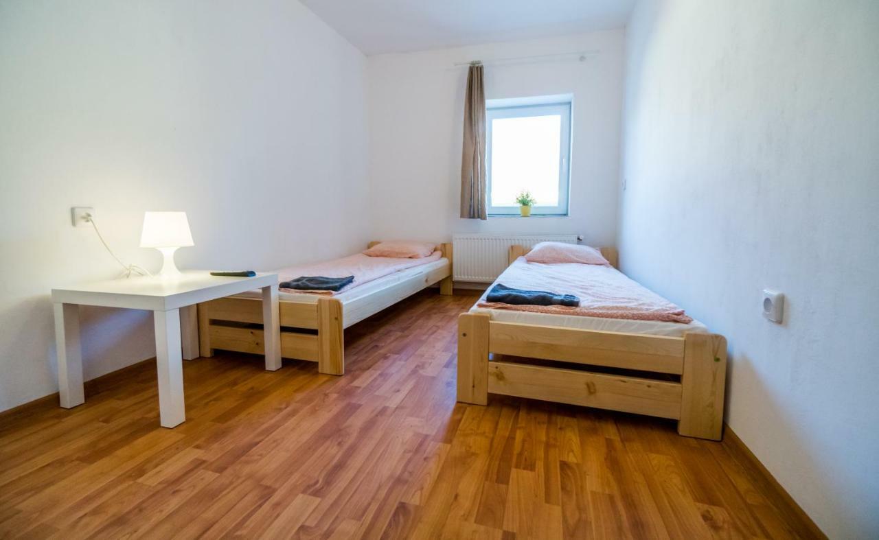 Noclegi Woku Świebodzice Εξωτερικό φωτογραφία